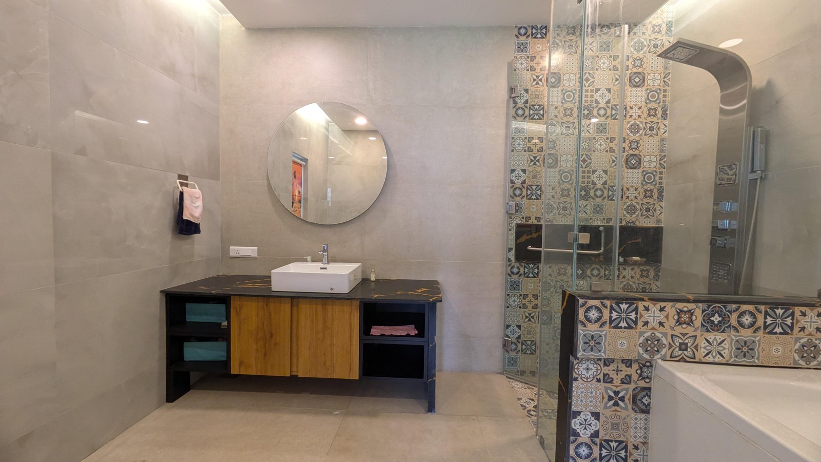 6 Bedroom Golf Course Villa at Mumbai-Pune Expressway