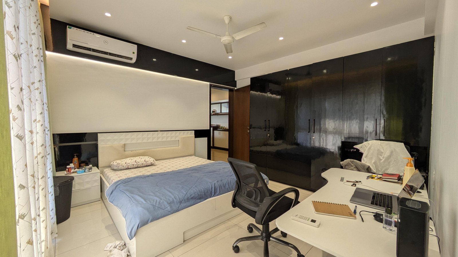 4.5BHK at Model Colony