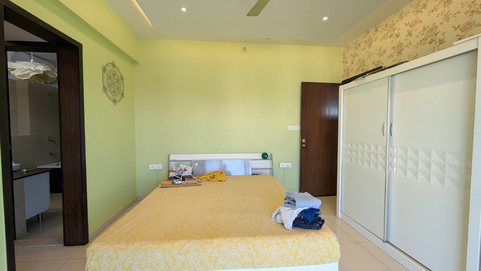 4.5BHK at Model Colony